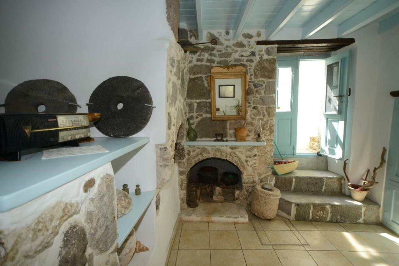 Old Traditional House Mandraki  Exterior photo